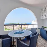 Park Santiago 2 Luxury 8 شقة أرونا